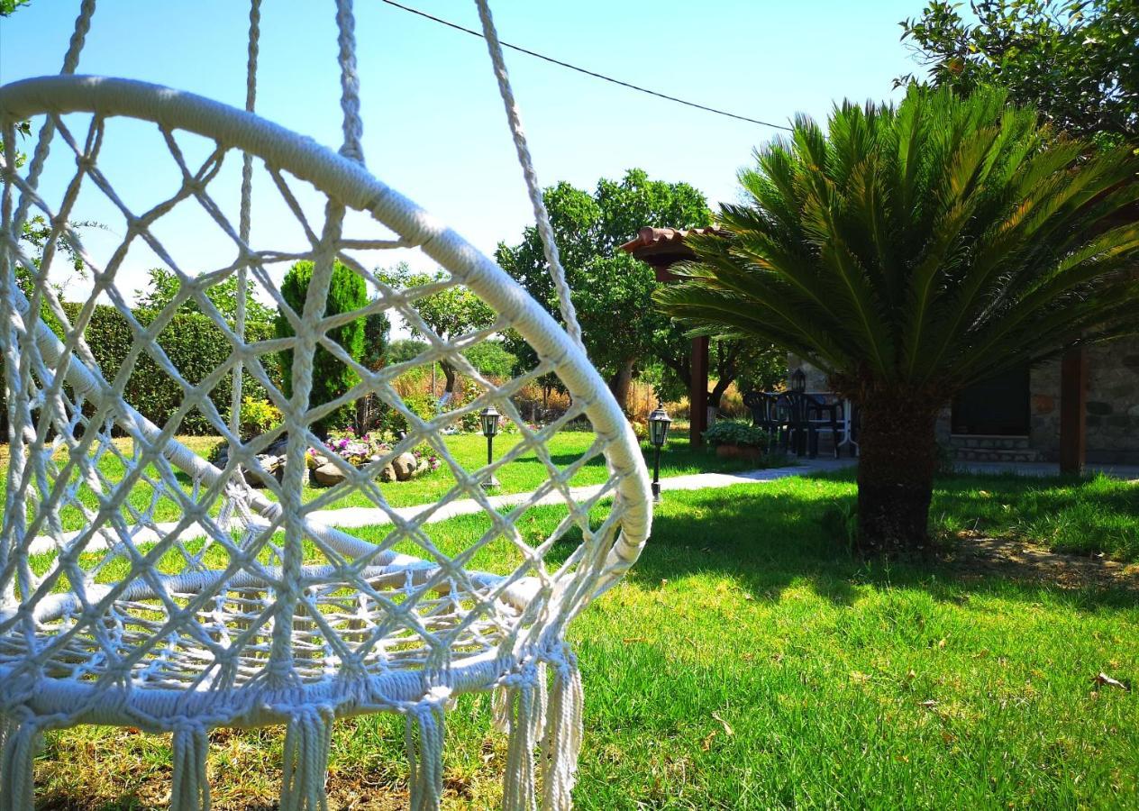Villa Patras Stonehouse With Large Yard - Πέτρινο Σπίτι Με Αυλή à Paralía Extérieur photo