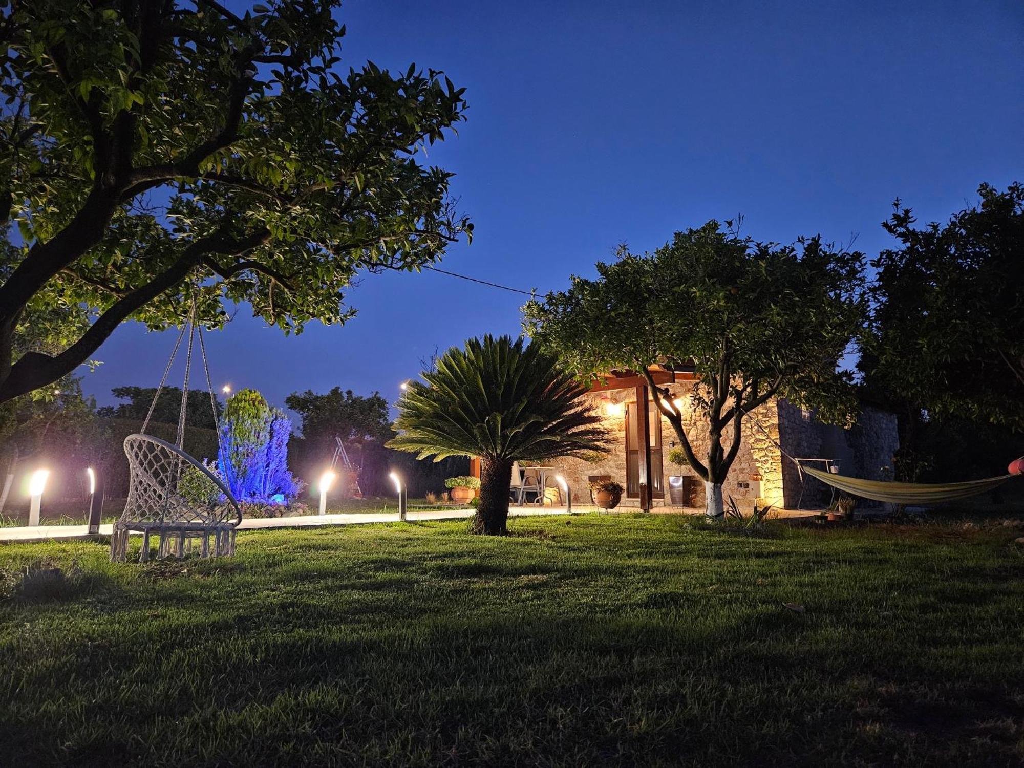 Villa Patras Stonehouse With Large Yard - Πέτρινο Σπίτι Με Αυλή à Paralía Extérieur photo